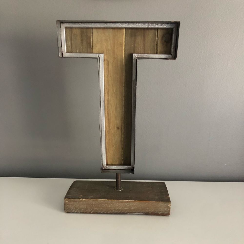 Rustic tabletop “T” decor
